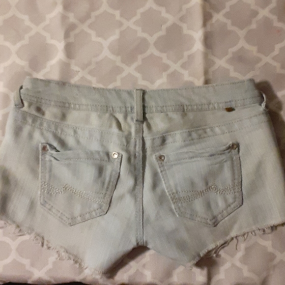 Jean shorts - Picture 2 of 2